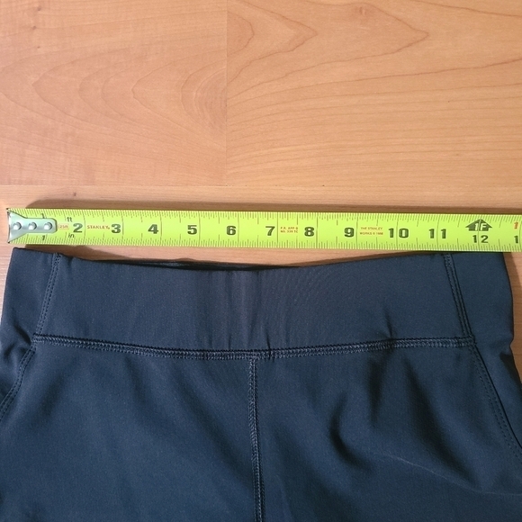 COLUMBIA Omni-Shield Cropped Hiking Pants - Picture 9 of 15